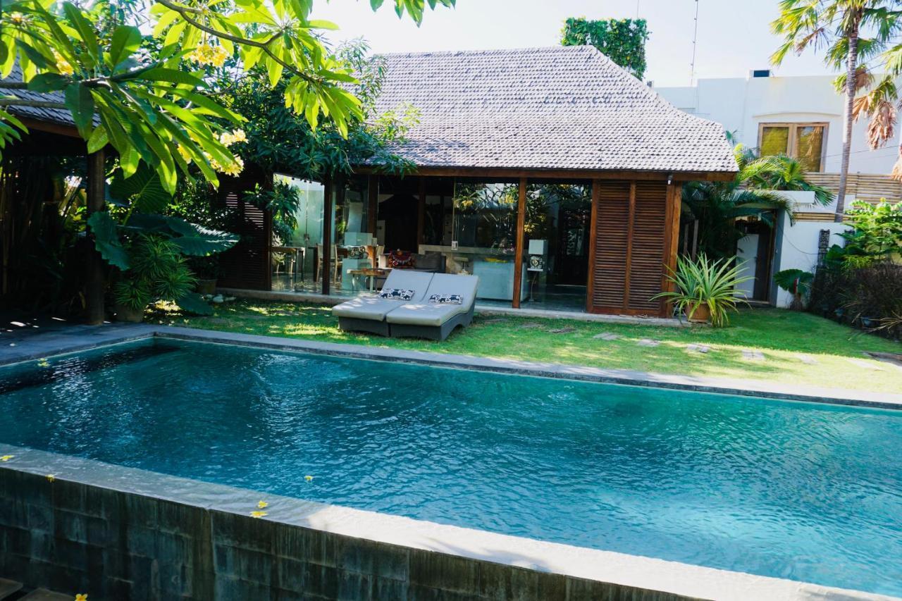 Villa Batik Seminyak Kültér fotó